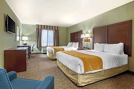 Queen Room with Two Queen Beds - Accessible/Non-Smoking