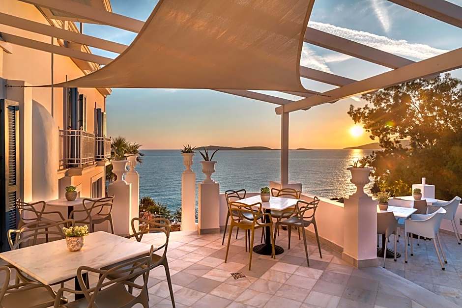 Aneroussa Beach Hotel