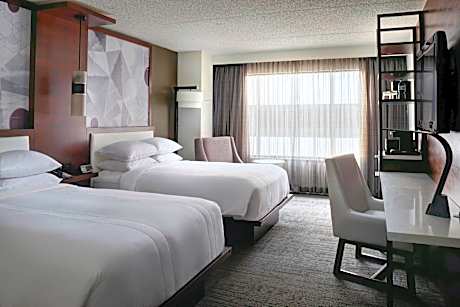 Concierge lounge access, Guest room, 2 Double