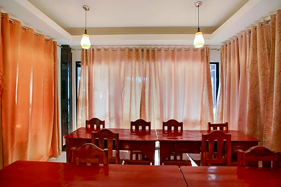 OYO 459 Offshore Hotel