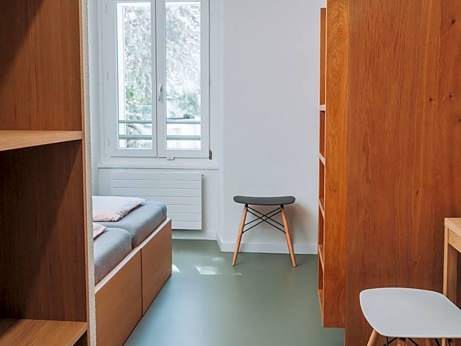 Montreux Youth Hostel