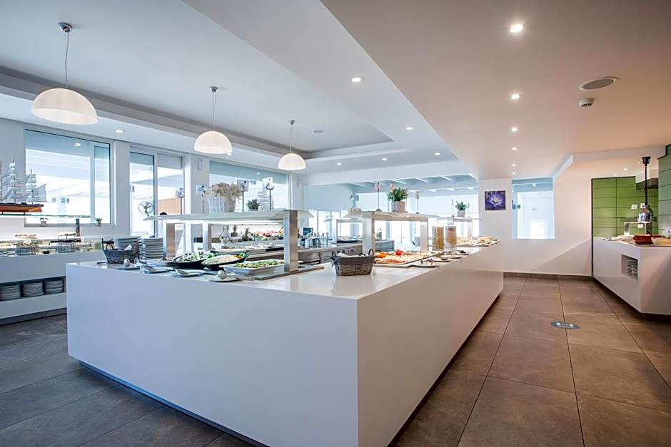 Lindos White Hotel & Suites