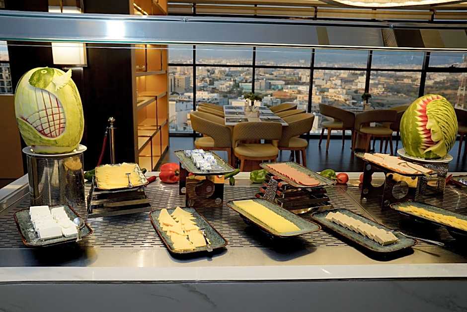 Best Western Plus Danat Almansak Hotel