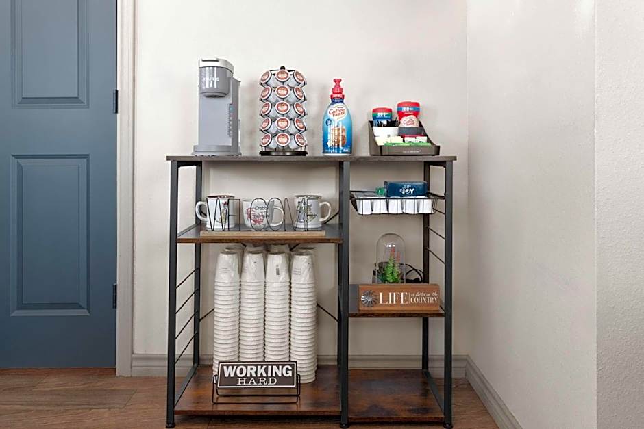 Eagle's Den Suites Andrews a Travelodge by Wyndham