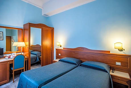 Classic Twin Room
