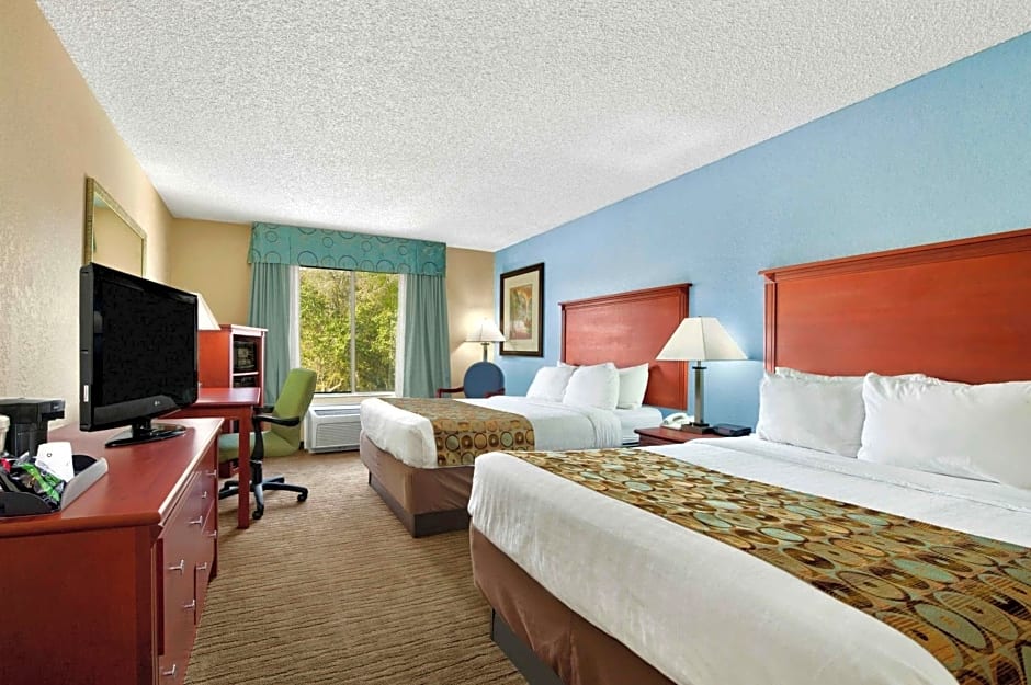 Baymont By Wyndham Gainesville I-75