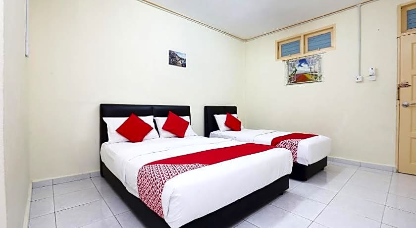 Hotel O Pelangi Marang