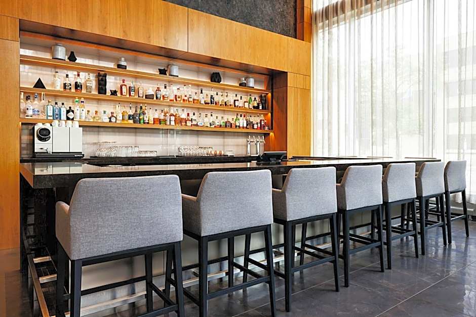 AC Hotel Madison Downtown
