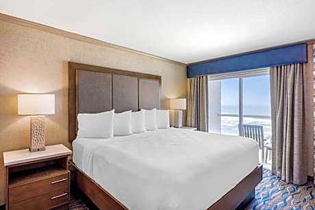 King Suite with Two King Beds and Balcony - Non Smoking