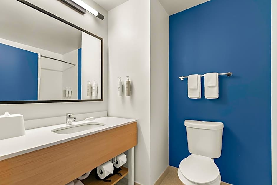 Spark by Hilton Commerce, GA