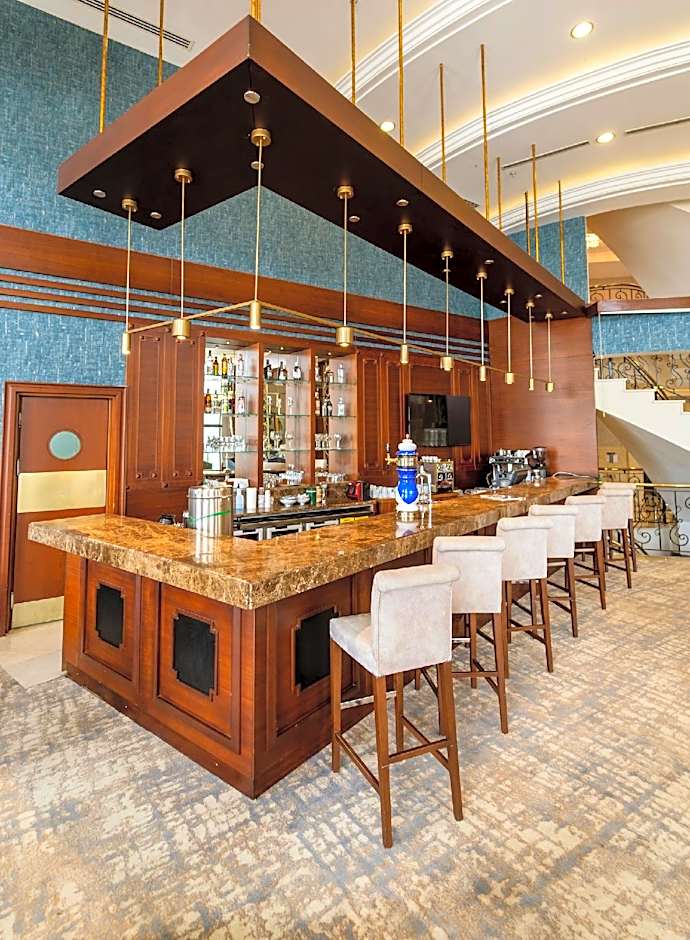 Wellborn Luxury Hotel