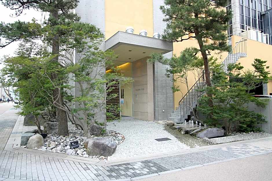 Uozu Manten Hotel Ekimae