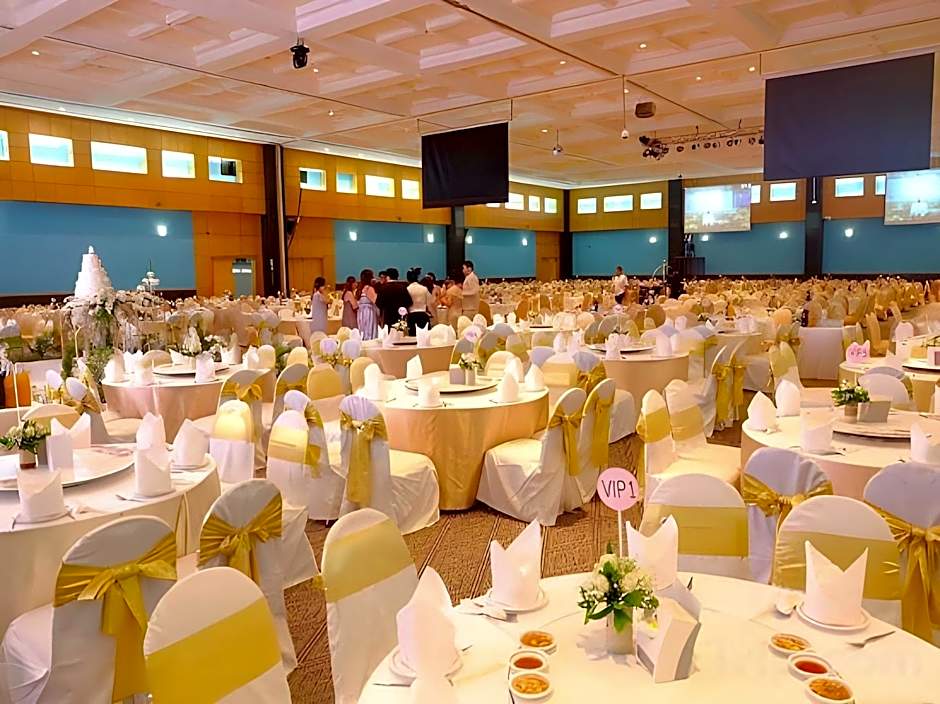 Diamond Plaza Hotel Suratthani