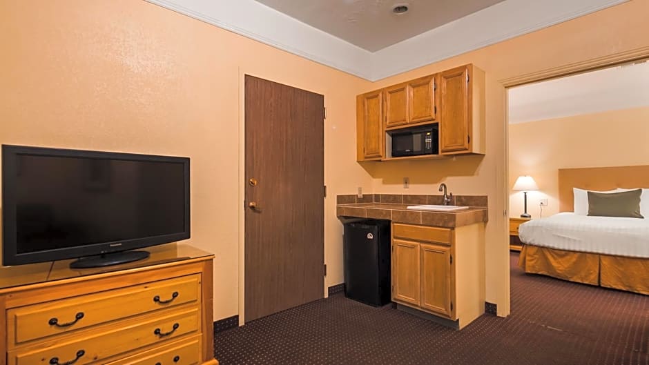 Best Western Plus Phoenix Goodyear Inn