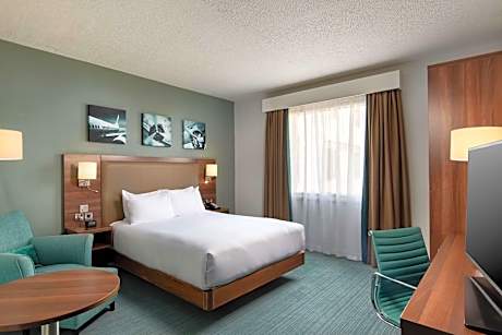 Family Connecting Rooms