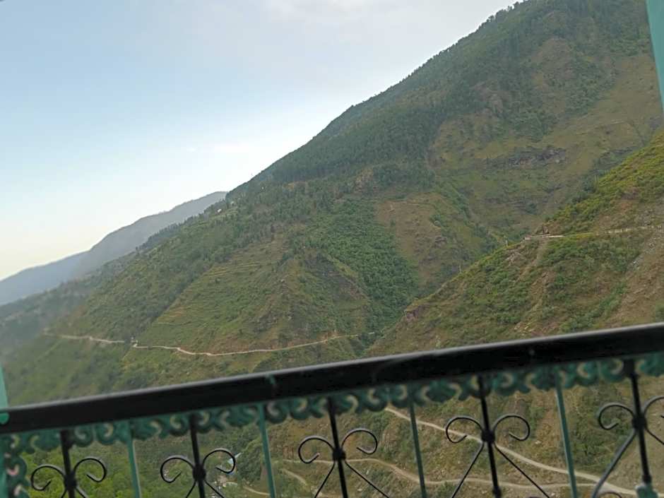 Hotel Sach Pass