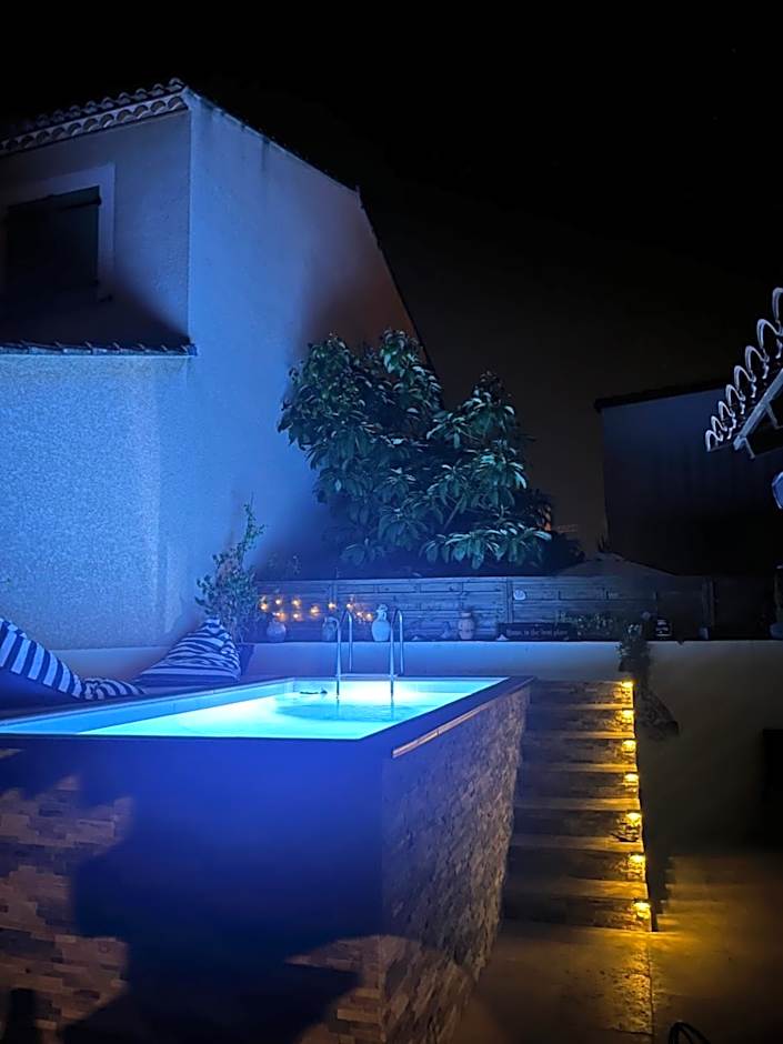 Villa Croix D'argent – Montpellier, FL