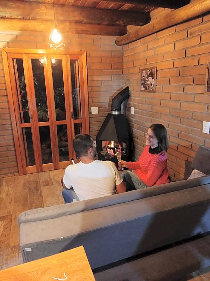 HOSPEDAGEM LA NO SITIO