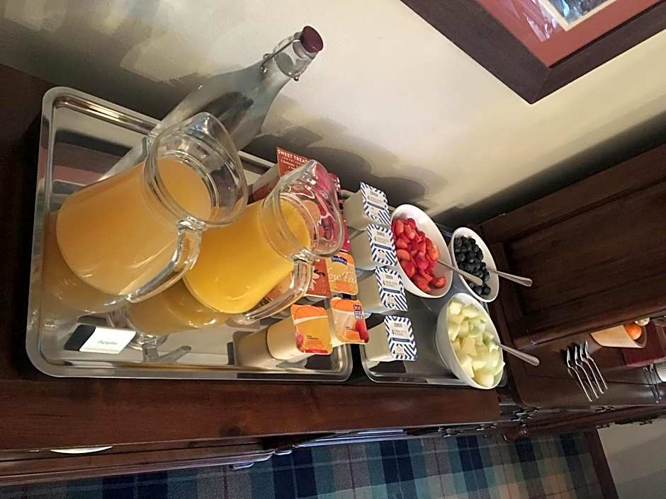 Eriskay B&B and Aviemore Glamping