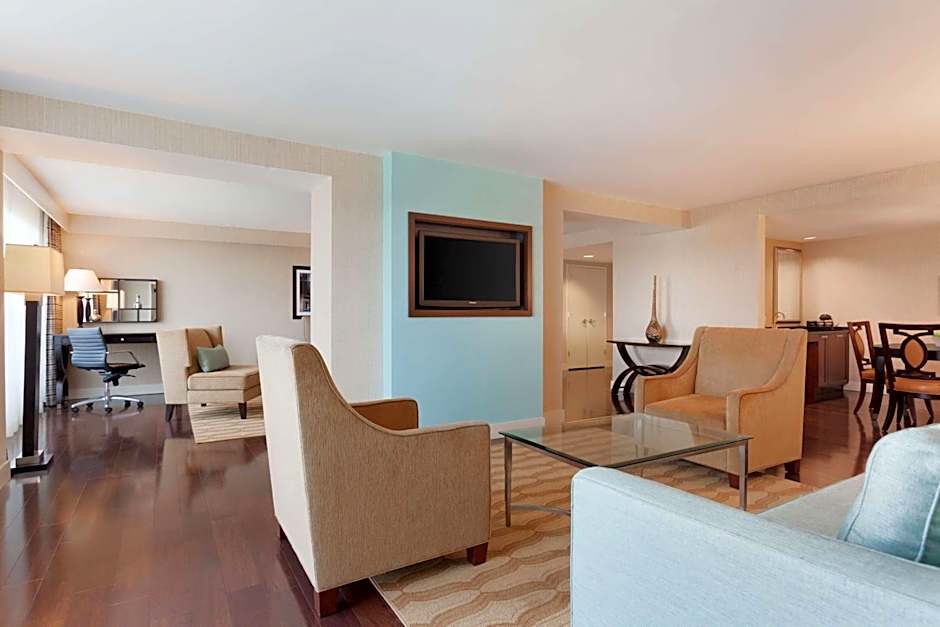 Embassy Suites By Hilton Boston Waltham
