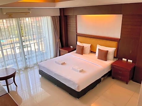 Deluxe Double Sea View