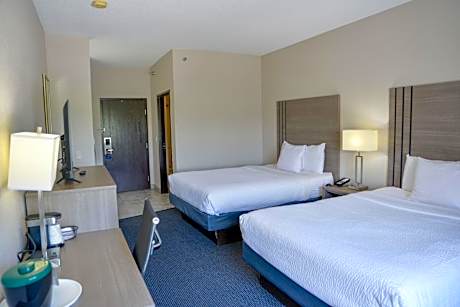 Queen Room with Two Queen Beds - Non-Smoking