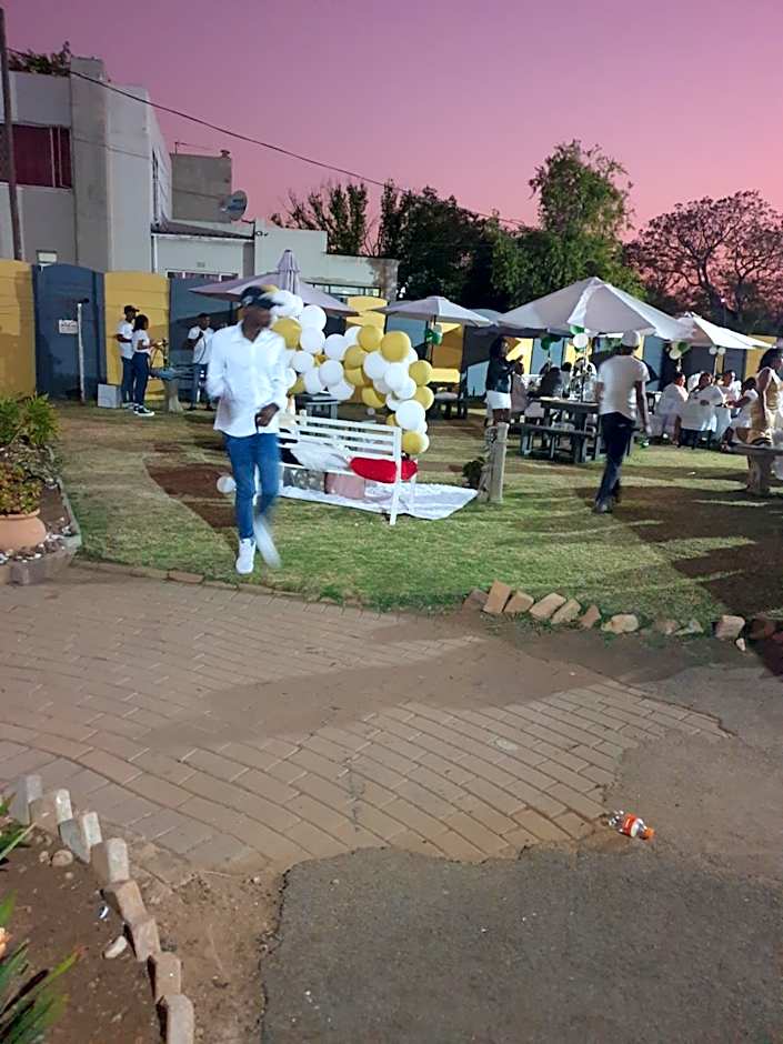 Platinum Guest lodge Germiston