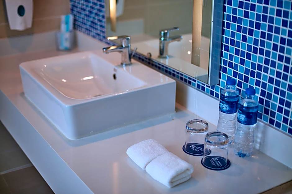 Holiday Inn Express Tangshan Downtown By IHG