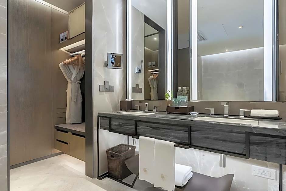 Golden Eagle Summit Hotel Kunshan