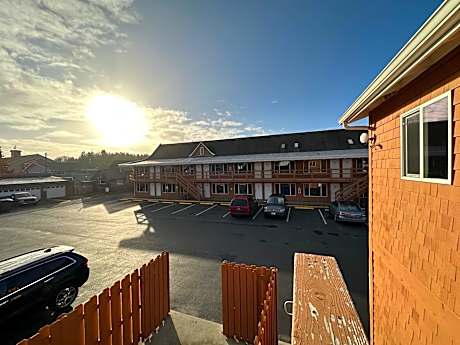 Captain Quarters with Kitchen (No Pets)