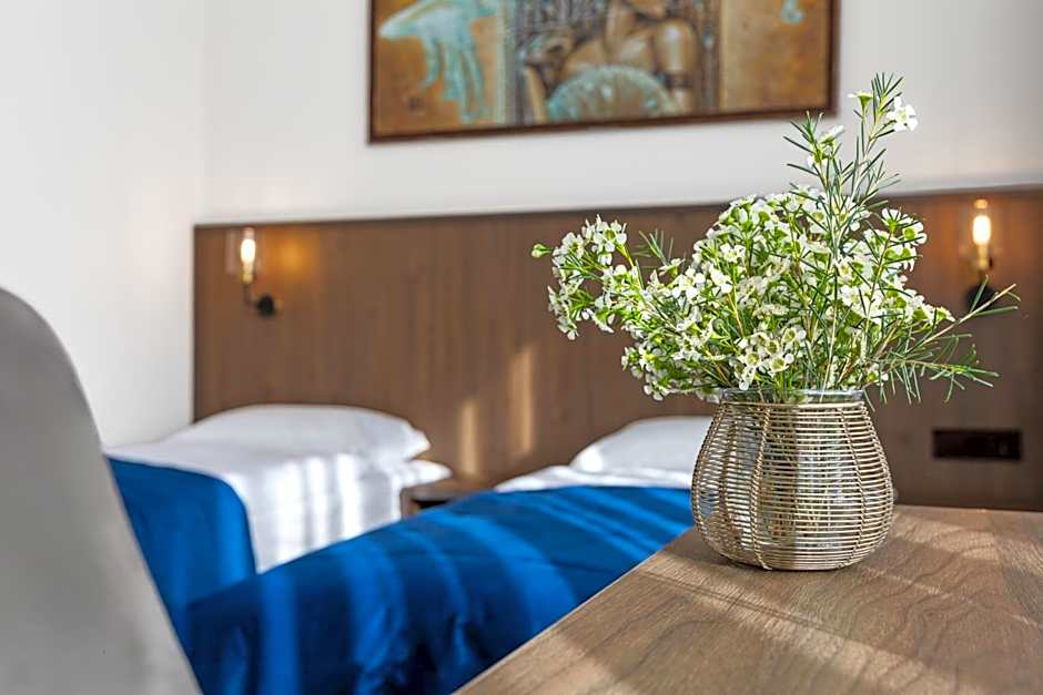 AN Hotel self check-in