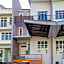 Batu Ferringhi - Shamrock Beach Villas