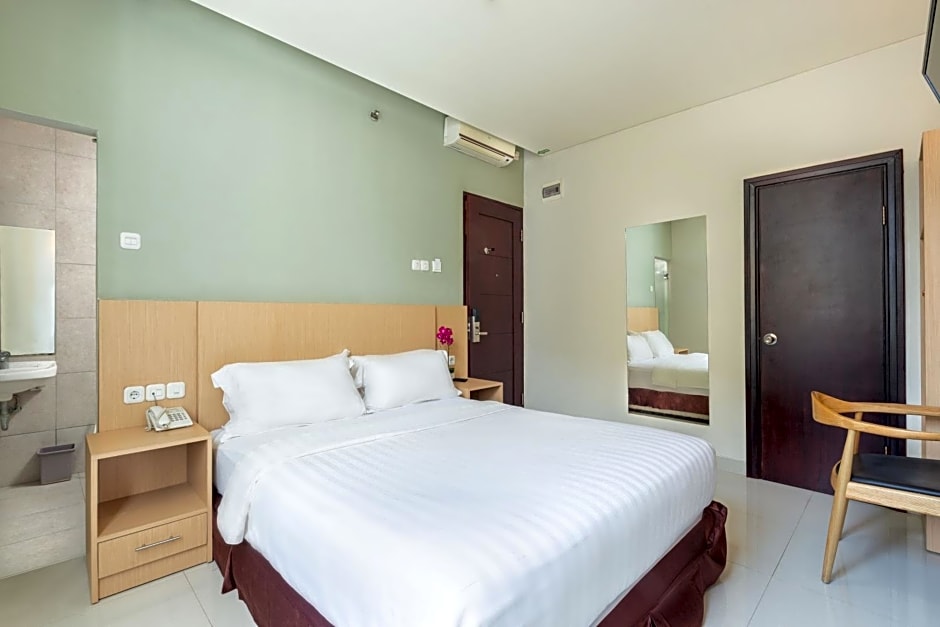 Life Hotel Soekarno Hatta Makassar