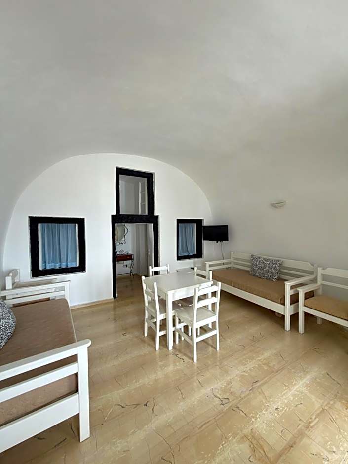 Nomikos Villas