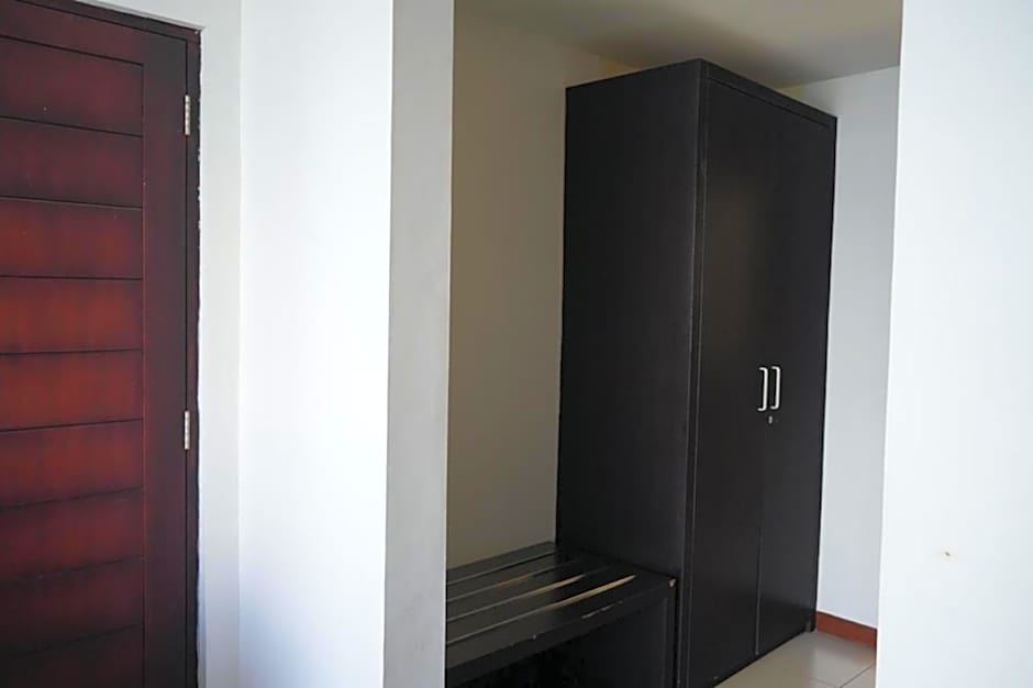 Tiara Bunga Hotel & Villa