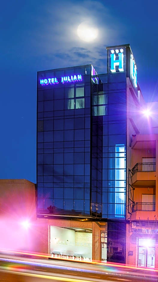 Hotel Julián