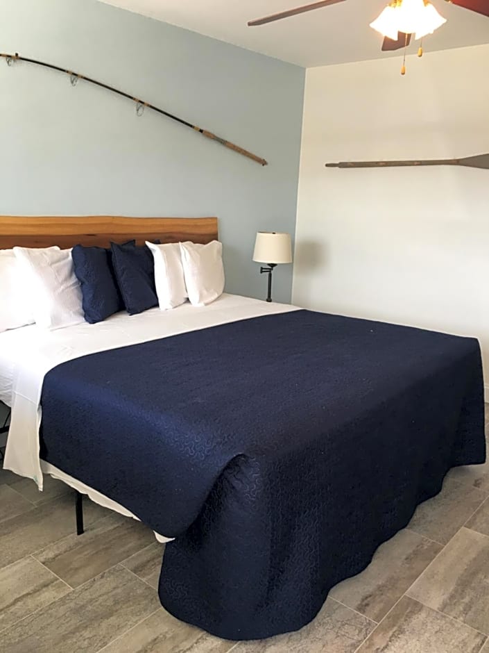 Wachapreague Inn - Motel Rooms
