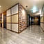 H  Hotel
