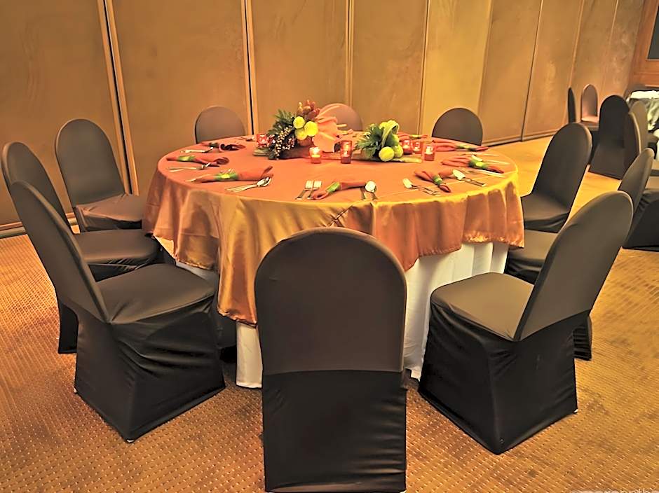 Summit Circle Cebu (Quarantine Hotel)