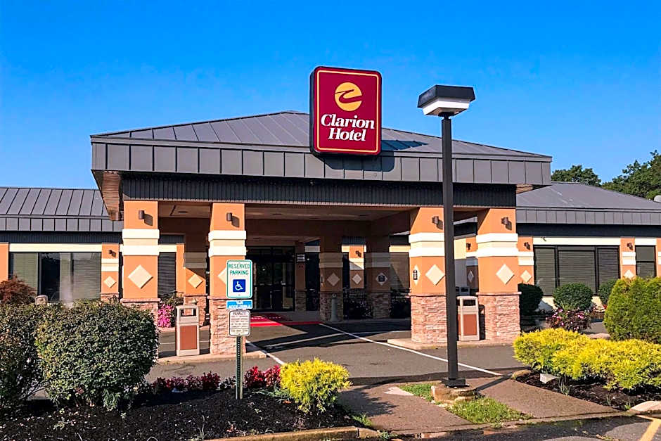 Clarion Hotel & Conference Center