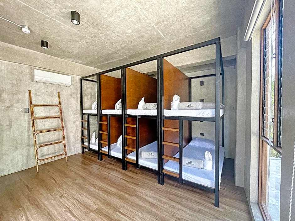 Shorebreak Hostel San Juan La Union