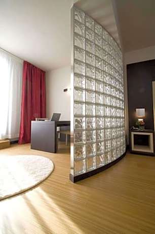 Junior King Suite