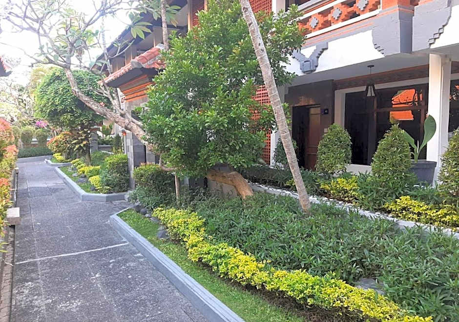 Dewa Bharata Bungalows Legian