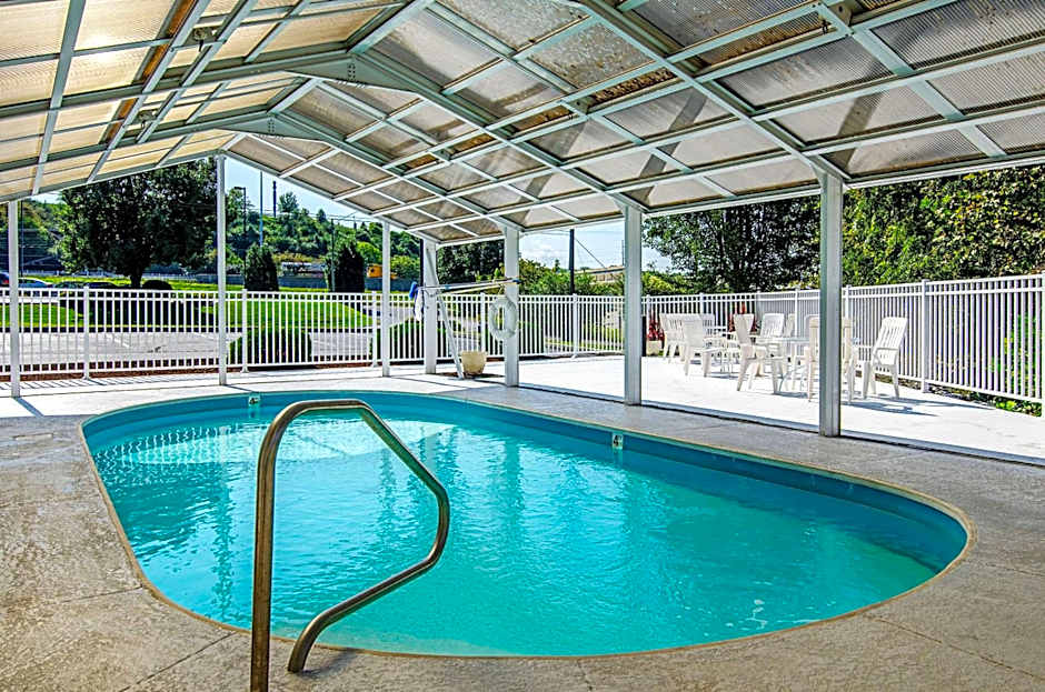 Quality Inn & Suites I-81 Exit 7