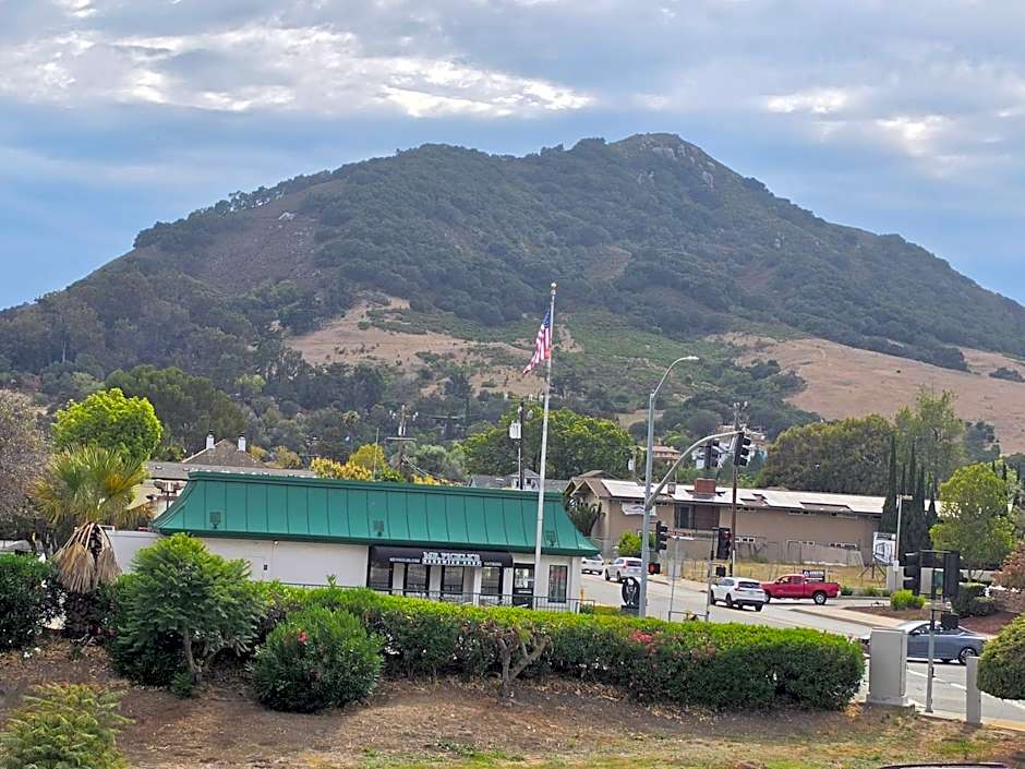 San Luis Inn And Suites