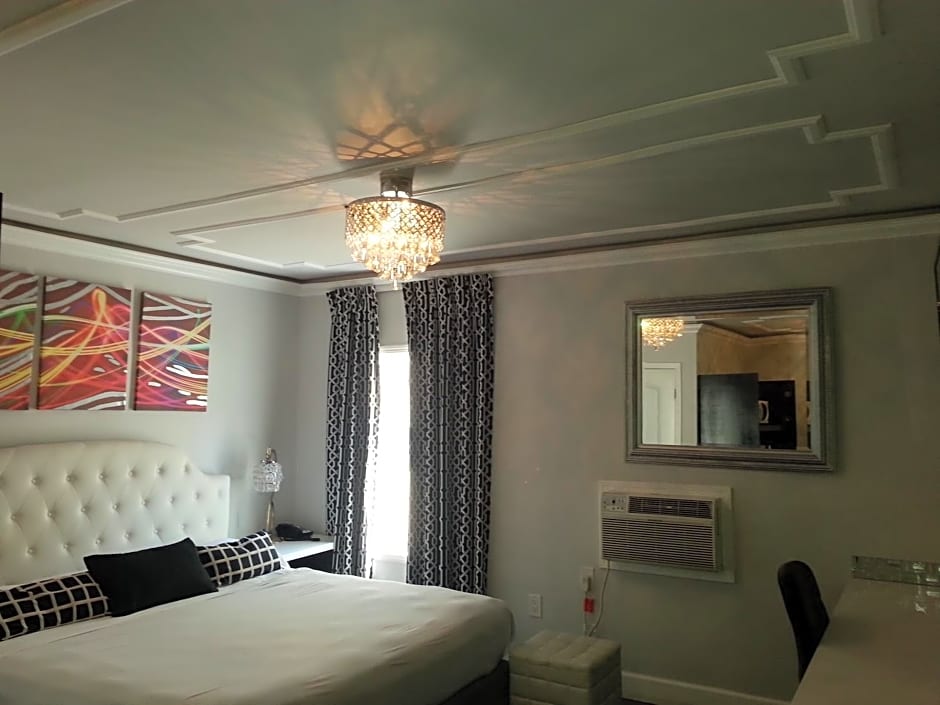 Hollywood VIP Hotel
