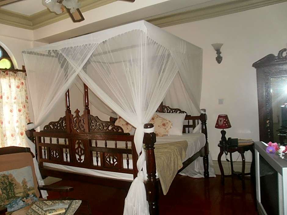 Asmini Palace Hotel
