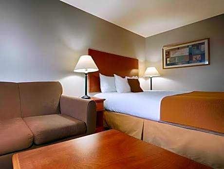 Best Western Plus Twin View Inn & Suites