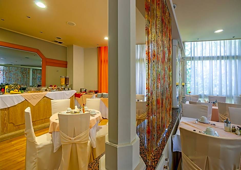 Park Hotel