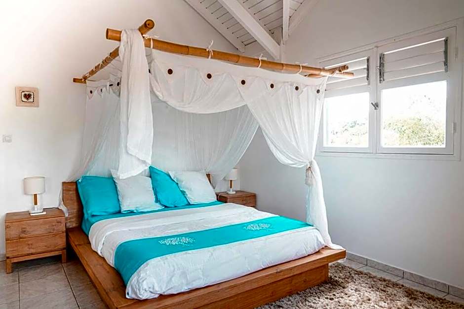 VILLA CALIFORNIA DE DAMPIERRE